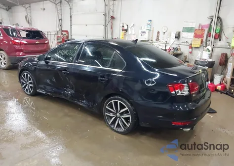 2014 Volkswagen Jetta Gli Autobahn z USA, uszkodzony, nr VIN 3VW5T7AJ8EM209470